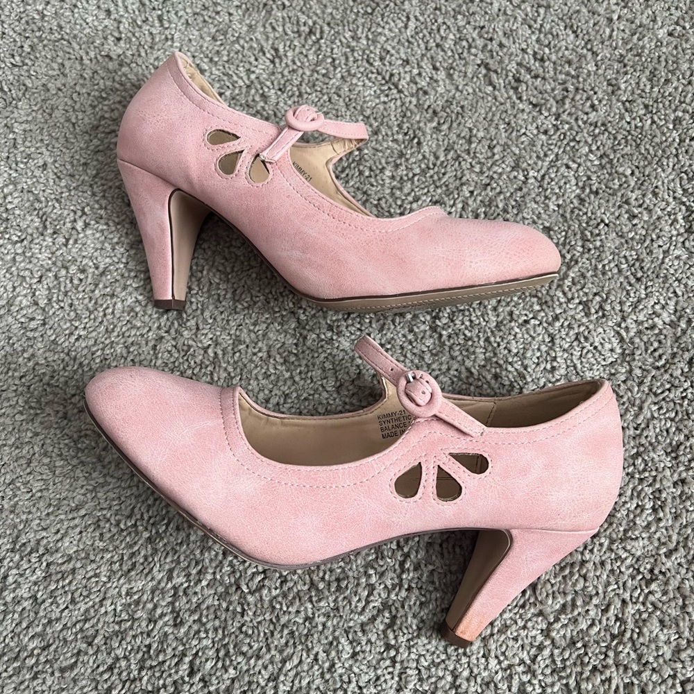 Classic Pink Mary Jane Heels - Women's Vintage-Inspired Pumps